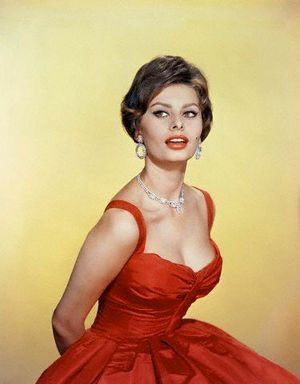 Sophia-Loren-What-a-woman-actress-style--ingolden.gr